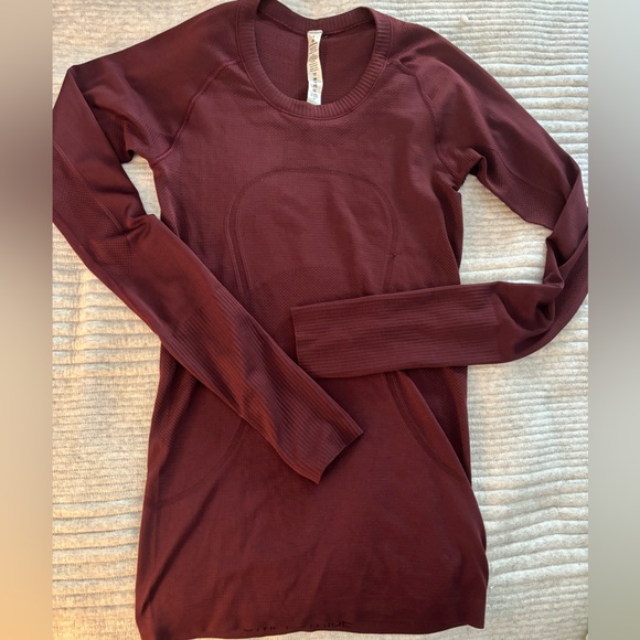 Lululemon Long Sleeve Swiftly Tech - Picture 1 of 8